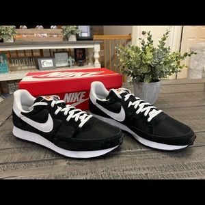 Nike Challenger OG Sz 10.5